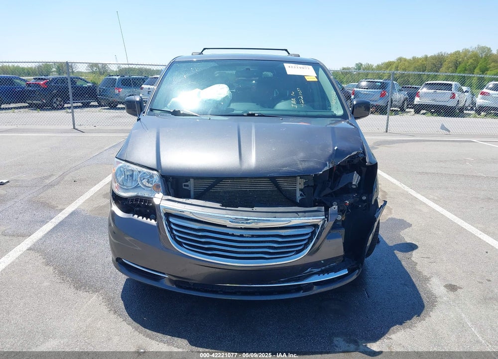 2015 CHRYSLER TOWN & COUNTRY LX VIN: 2C4RC1AG9FR676283