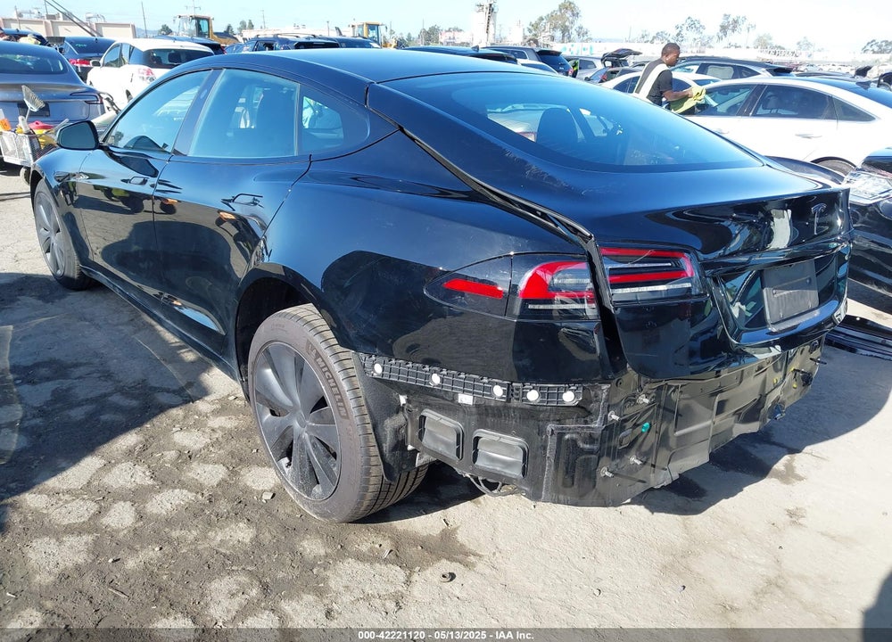 2022 TESLA MODEL S DUAL MOTOR ALL-WHEEL DRIVE VIN: 5YJSA1E56NF492915