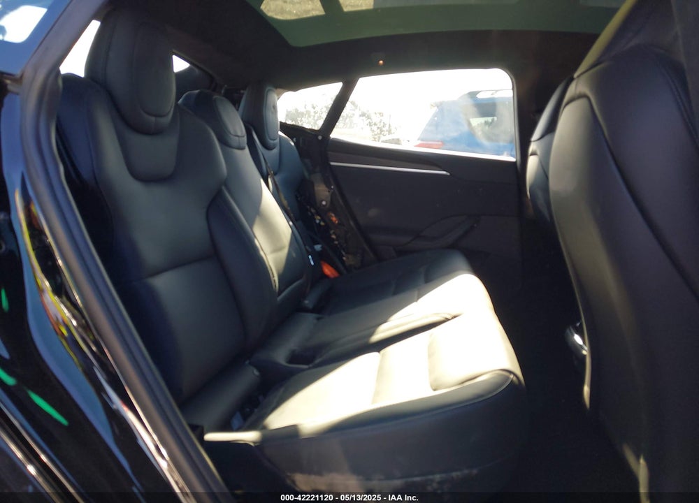 2022 TESLA MODEL S DUAL MOTOR ALL-WHEEL DRIVE VIN: 5YJSA1E56NF492915