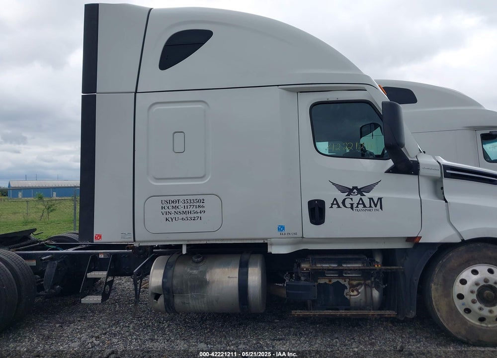 2022 FREIGHTLINER NEW CASCADIA 126 VIN: 3AKJHHDR0NSMH5649