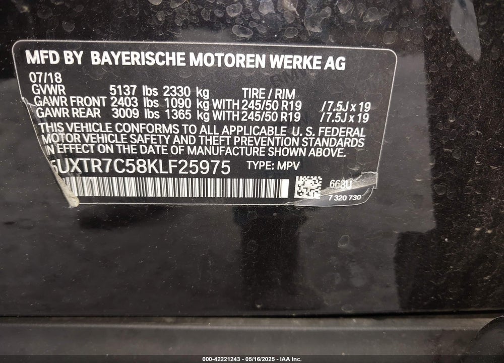 2019 BMW X3 VIN: 5UXTR7C58KLF25975