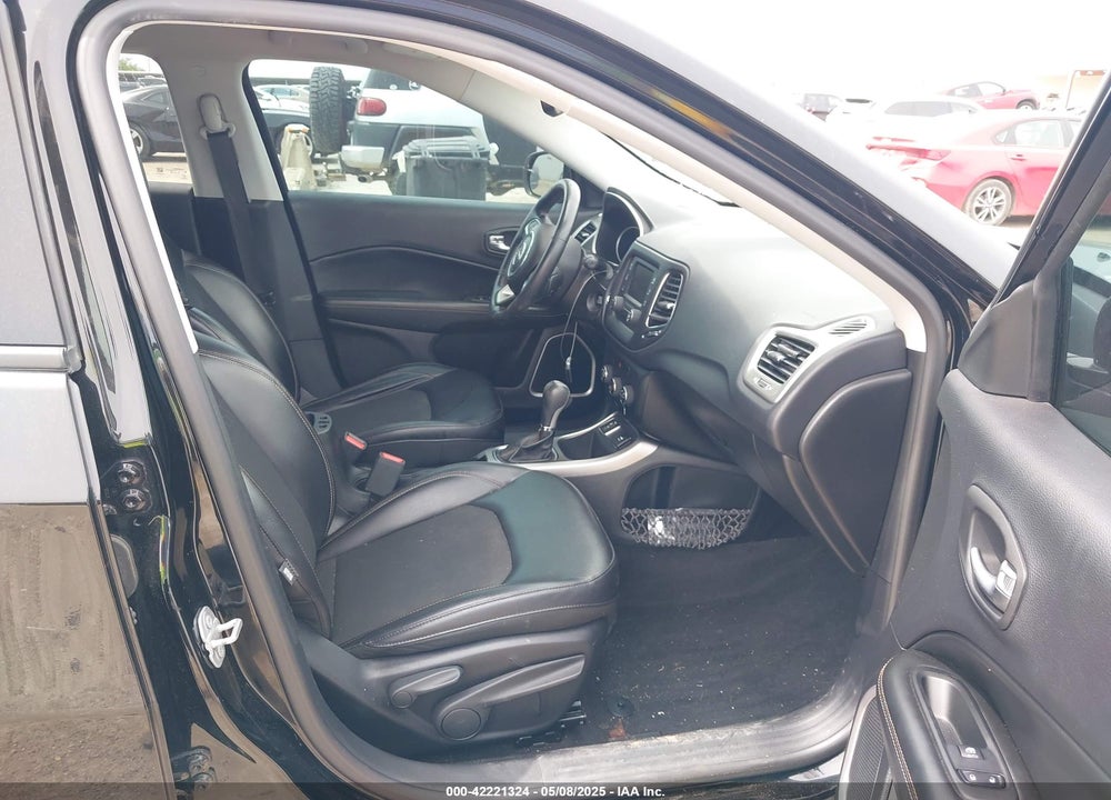 2018 JEEP COMPASS VIN: 3C4NJCBB6JT108842