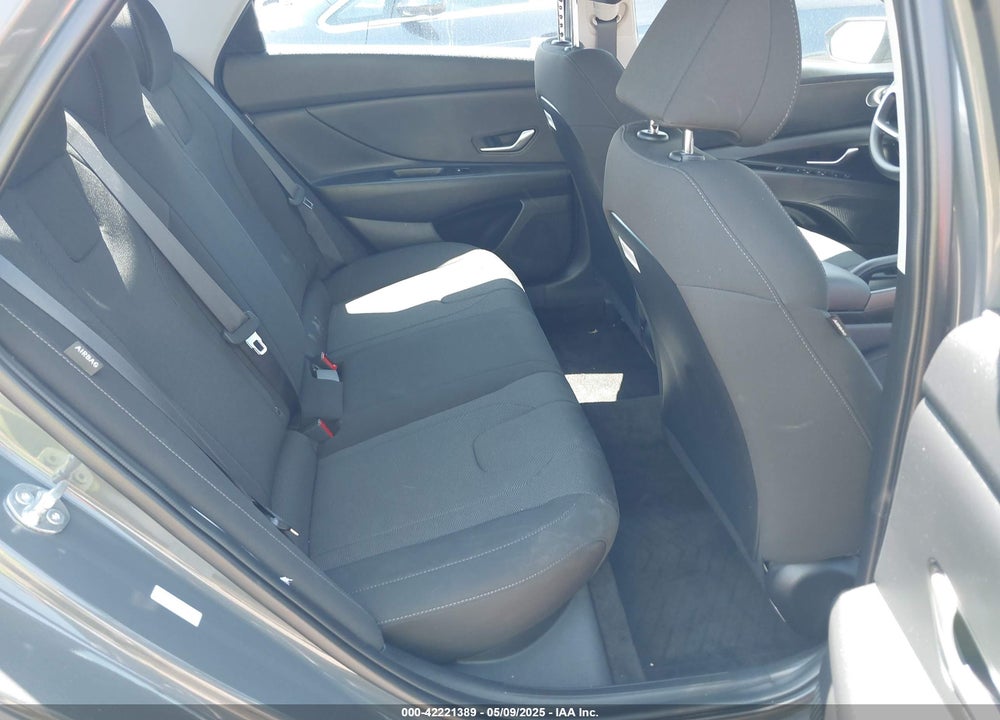 2024 HYUNDAI ELANTRA VIN: KMHLL4DG1RU828501
