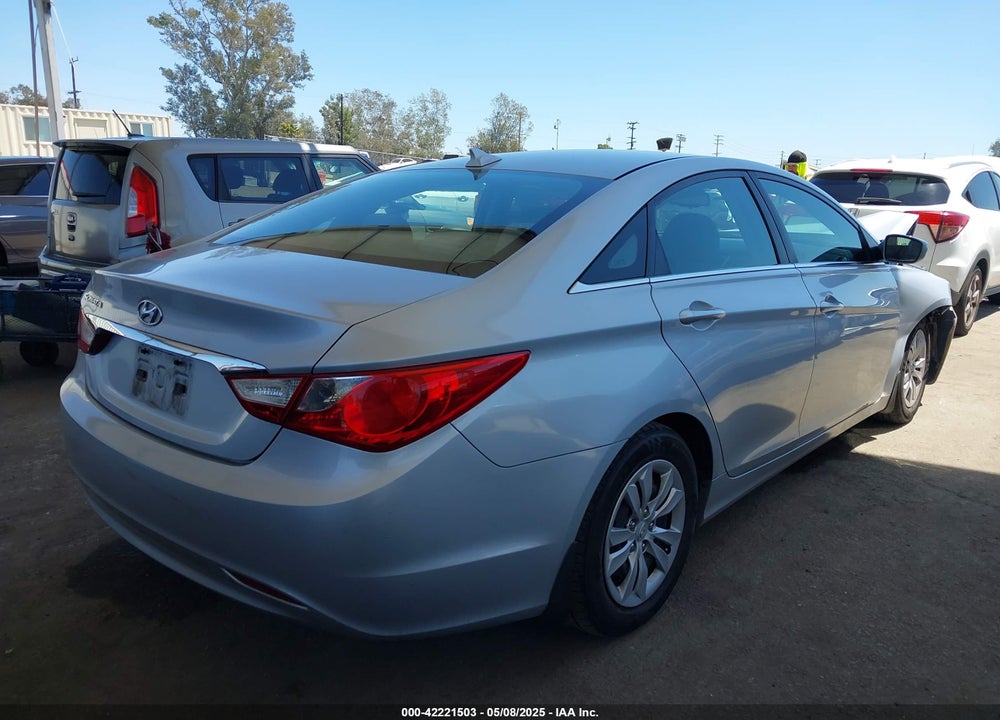 2013 HYUNDAI SONATA VIN: 5NPEB4AC5DH585053