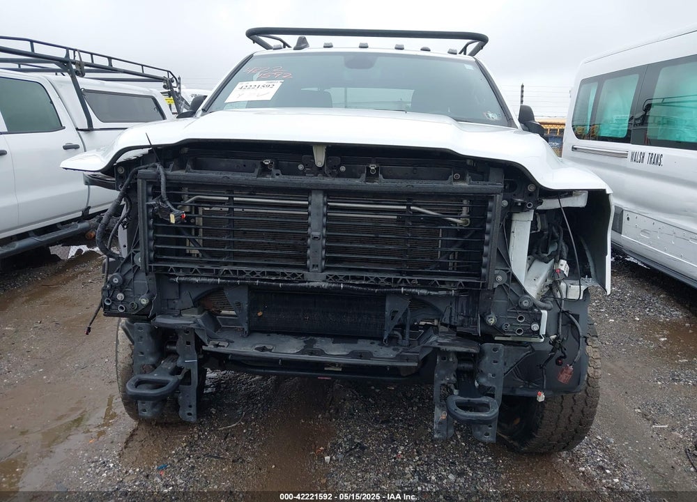 2022 RAM 3500 TRADESMAN  4X4 8' BOX VIN: 3C63R3GJ5NG310870