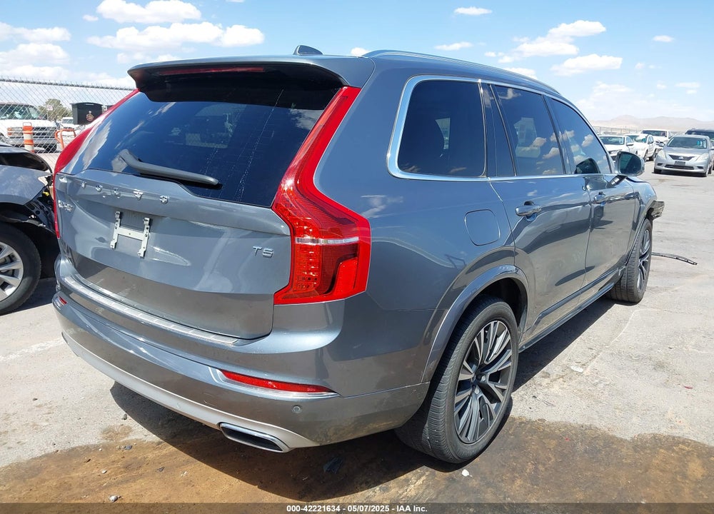 2020 VOLVO XC90 T5 MOMENTUM 7 PASSENGER VIN: YV4102CK0L1601885