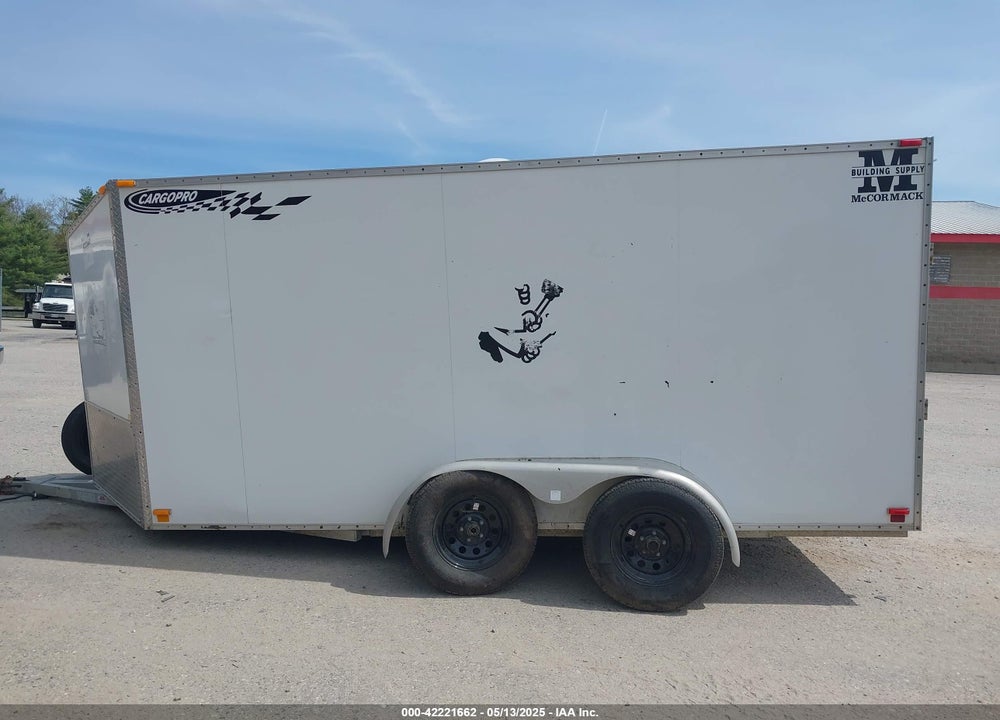 2001 CARGO 2BST2K VIN: ME7827