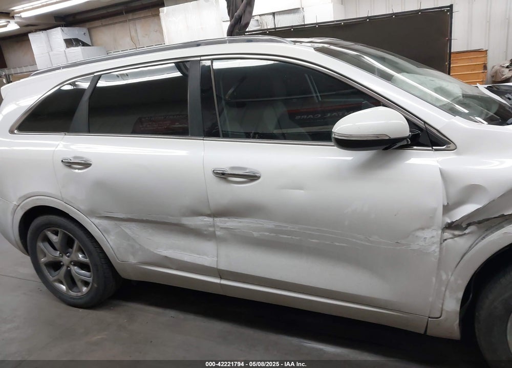 2016 KIA SORENTO VIN: 5XYPK4A56GG118116