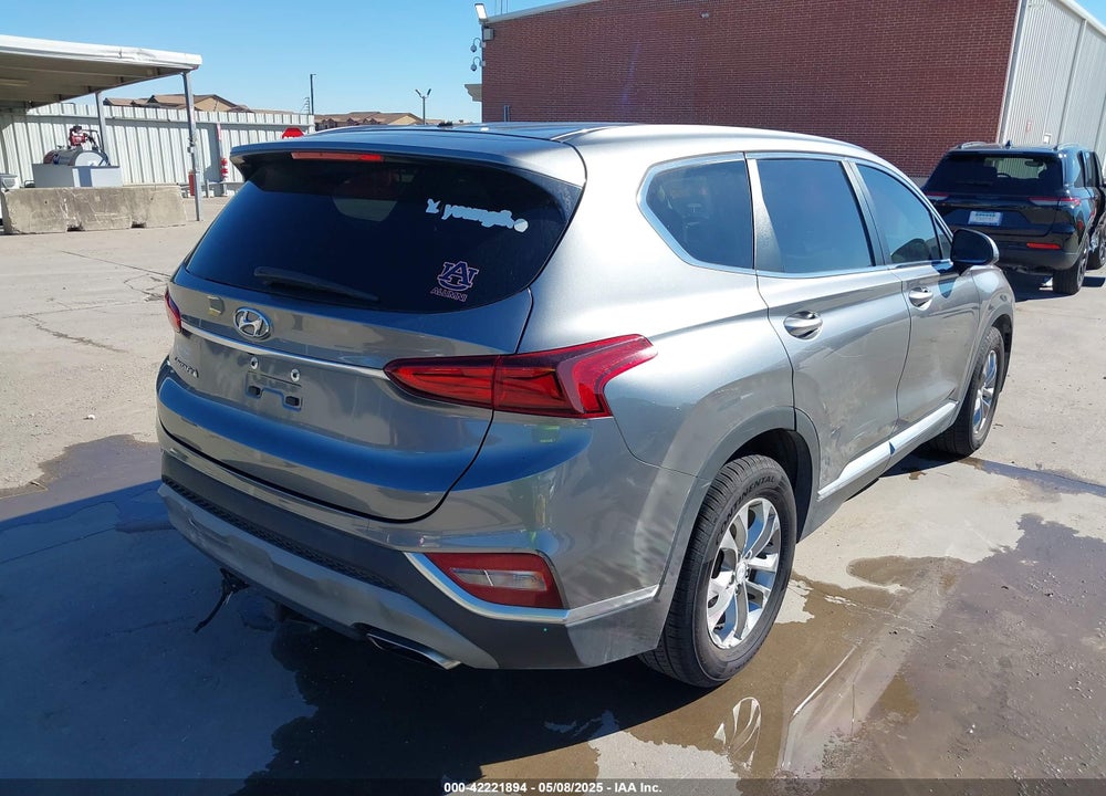 2019 HYUNDAI SANTA FE SE VIN: 5NMS23AD9KH037539