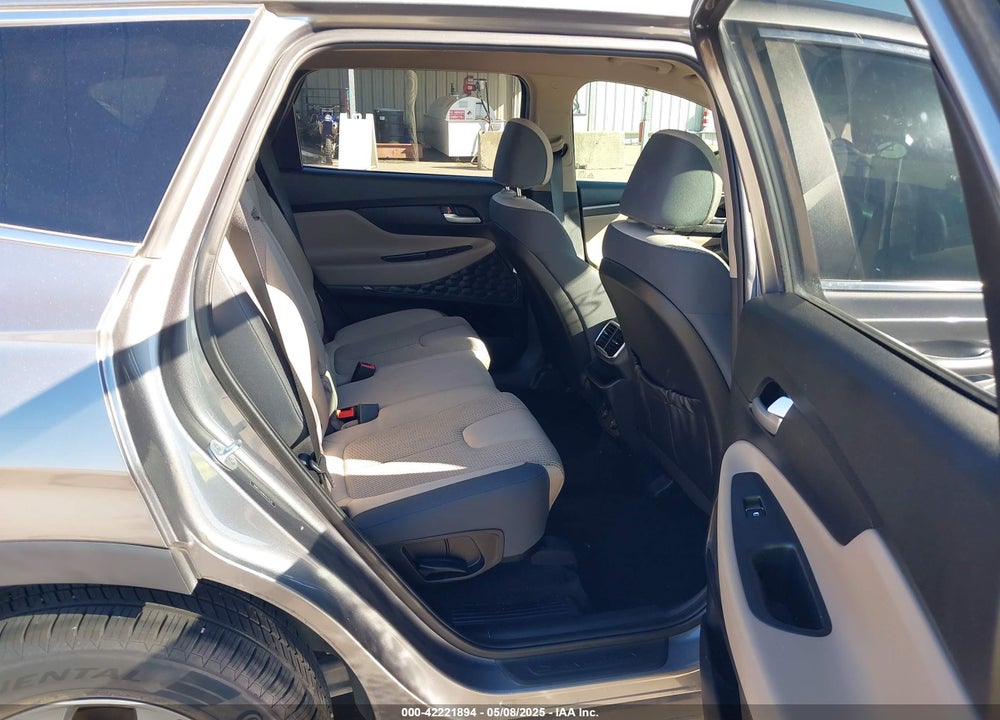2019 HYUNDAI SANTA FE SE VIN: 5NMS23AD9KH037539