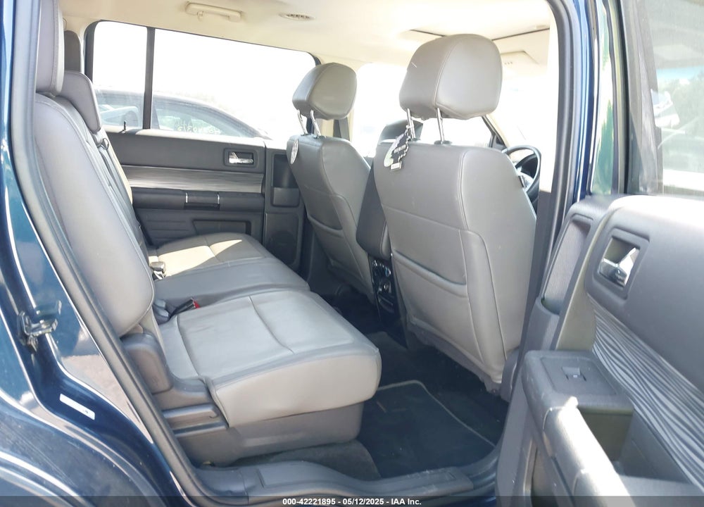 2017 FORD FLEX VIN: 2FMHK6C80HBA00121