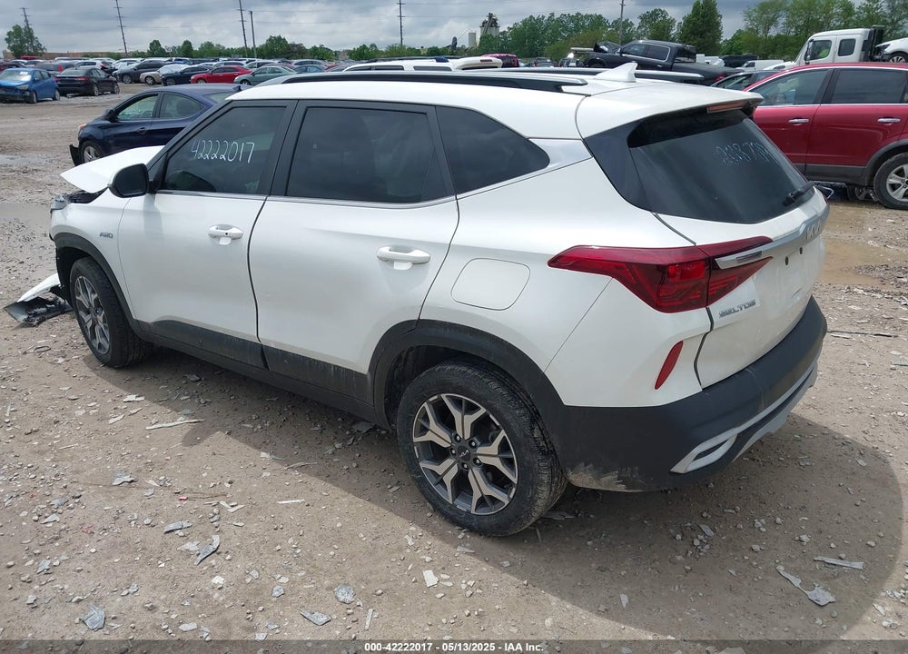 2022 KIA SELTOS EX VIN: KNDERCAA0N7238739