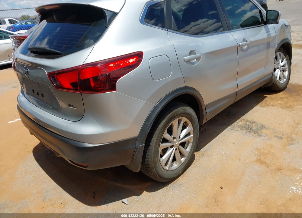 2017 NISSAN ROGUE SPORT VIN: JN1BJ1CP4HW001605