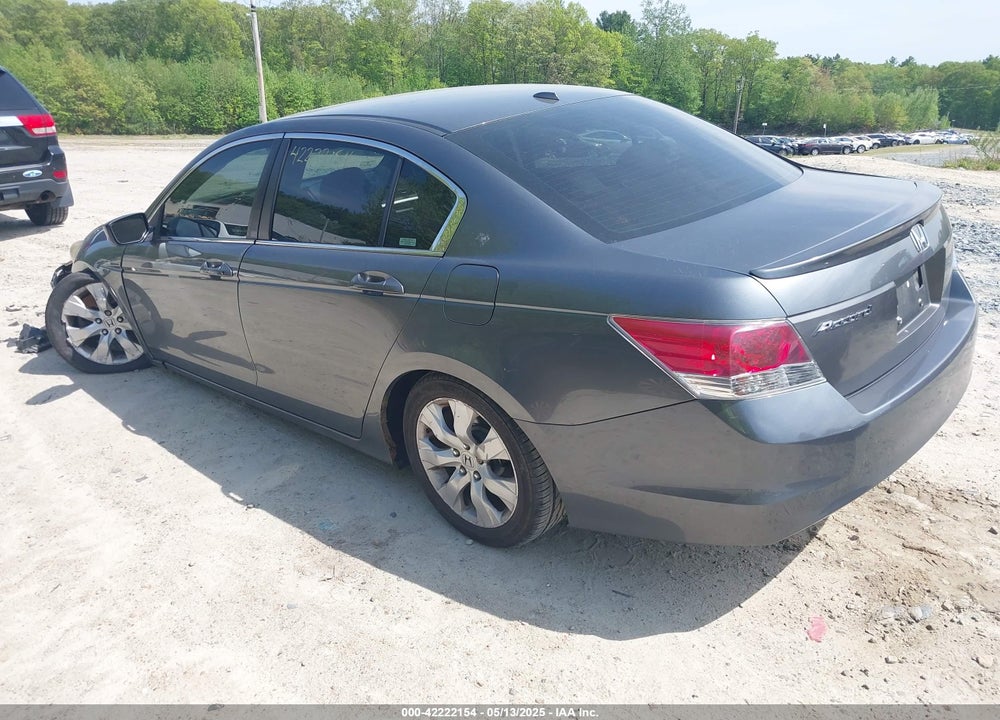 2008 HONDA ACCORD VIN: 1HGCP26898A132943