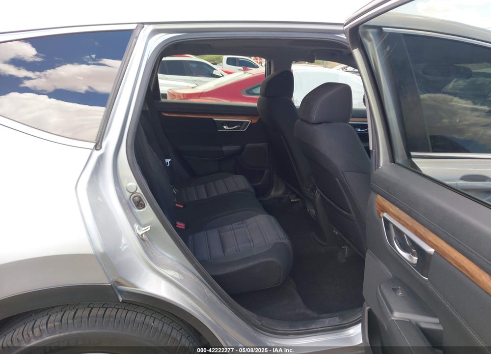 2019 HONDA CR-V VIN: 7FARW1H59KE037228