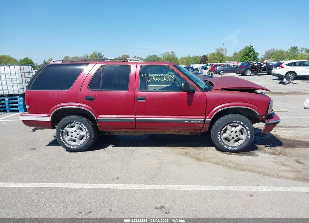 1996 CHEVROLET BLAZER VIN: 1GNDT13W7T2254321