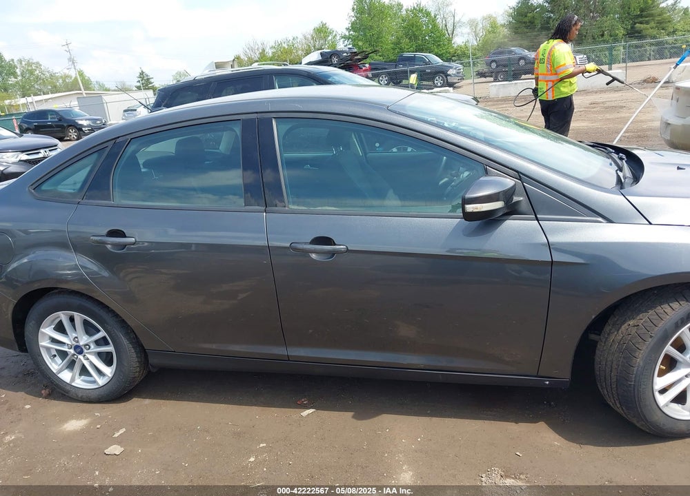 2017 FORD FOCUS SE VIN: 1FADP3F23HL203732