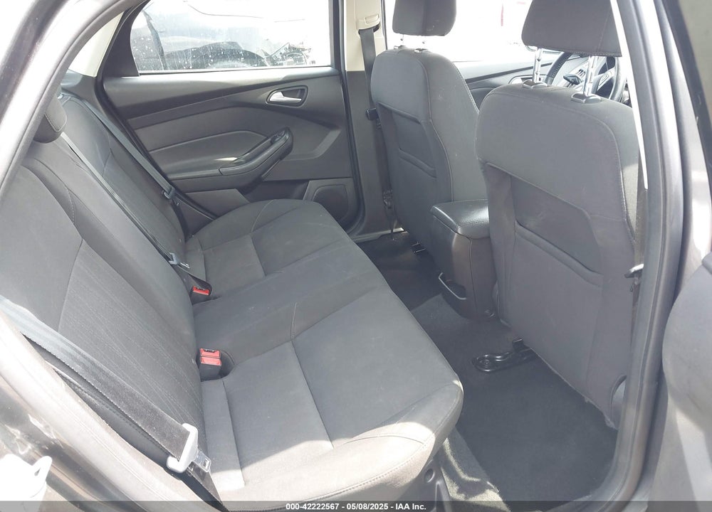 2017 FORD FOCUS SE VIN: 1FADP3F23HL203732