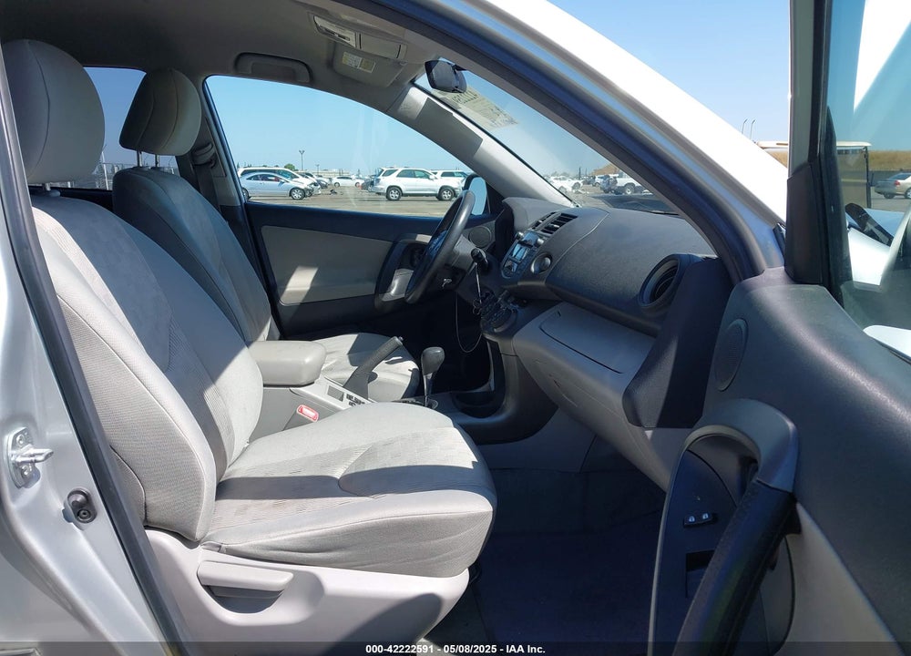 2011 TOYOTA RAV4 VIN: 2T3BF4DV6BW098664