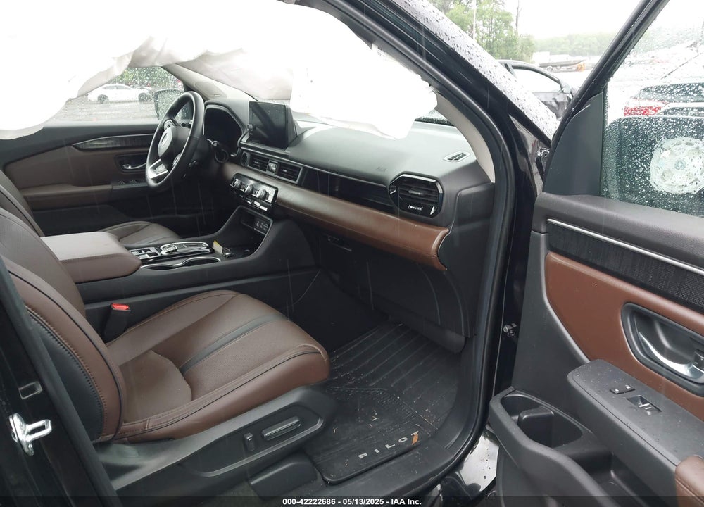 2023 HONDA PILOT VIN: 5FNYG1H87PB040148