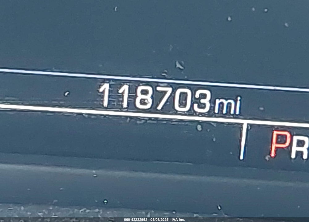 2018 CHEVROLET TAHOE VIN: 1GNSCBKCXJR183012