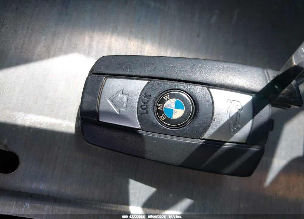2011 BMW 335 VIN: WBAKG7C56BE262581