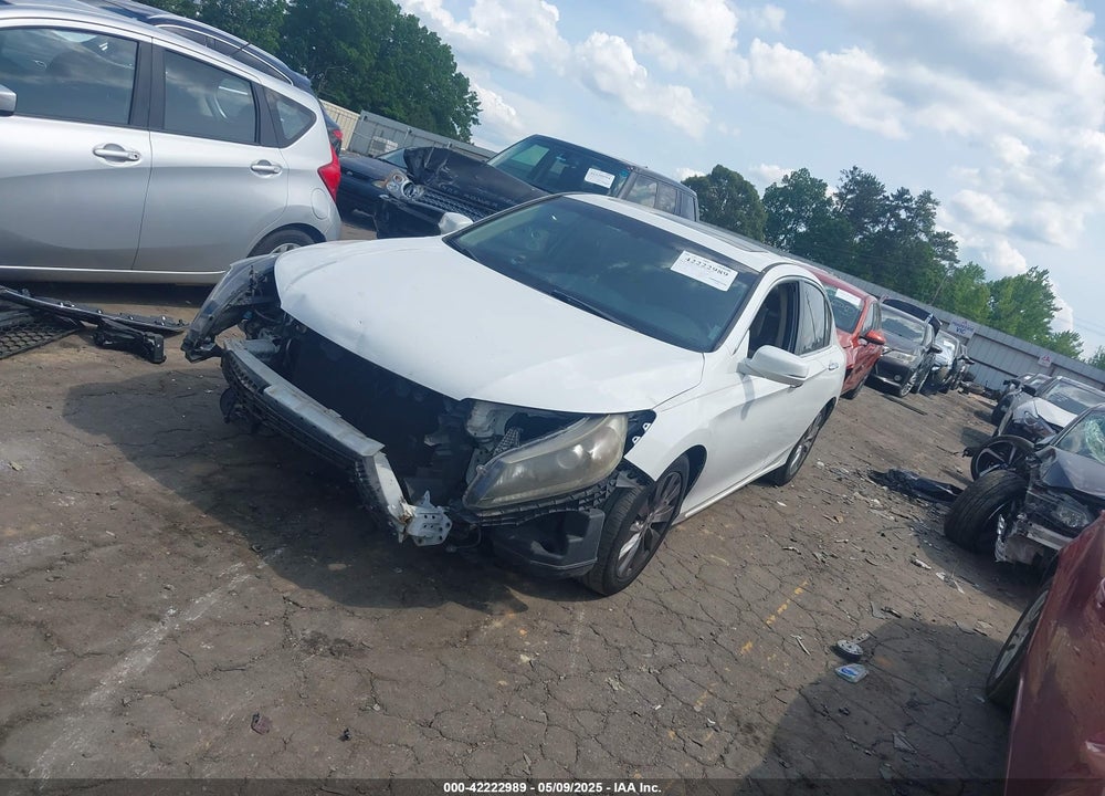 2013 HONDA ACCORD VIN: 1HGCR2F75DA203907