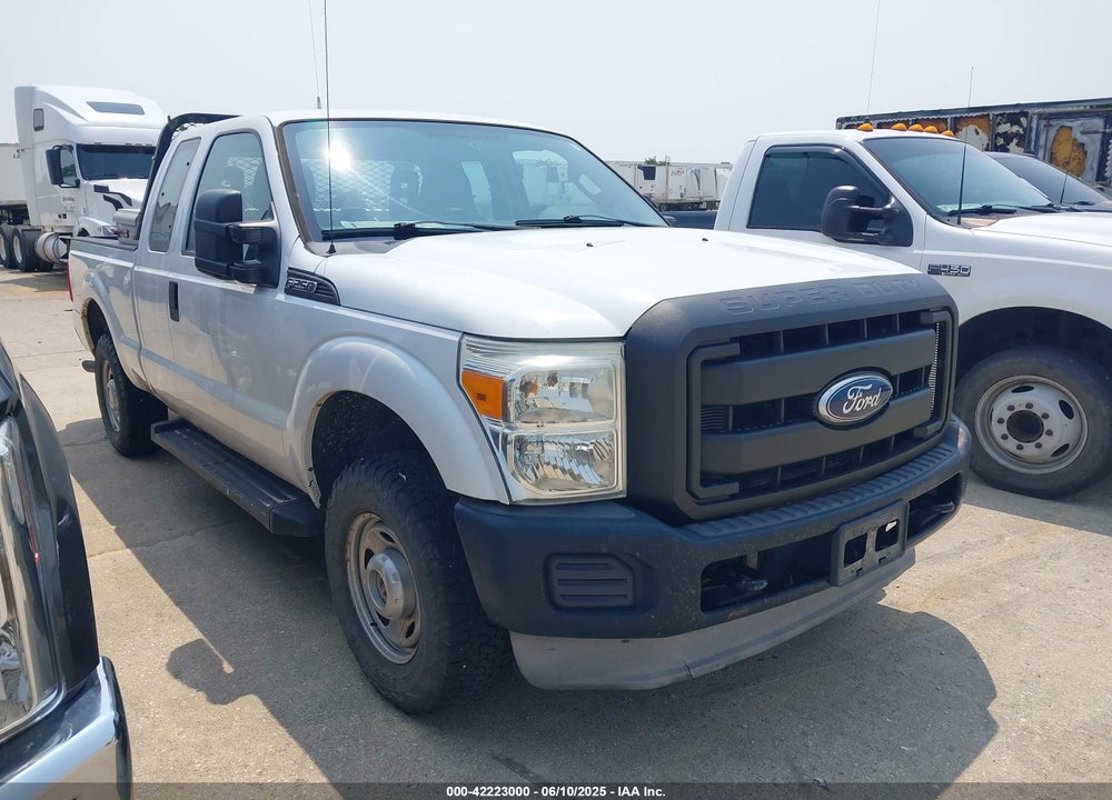2011 FORD F-250 XL VIN: 1FT7X2B60BEA52497