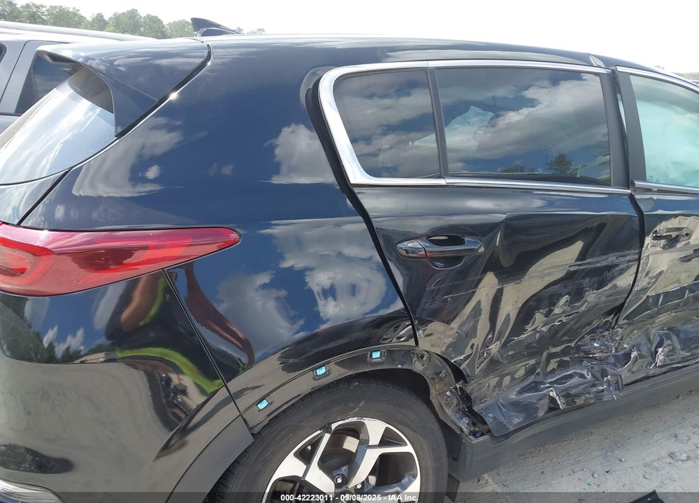 2022 KIA SPORTAGE VIN: KNDPM3AC8N7010111
