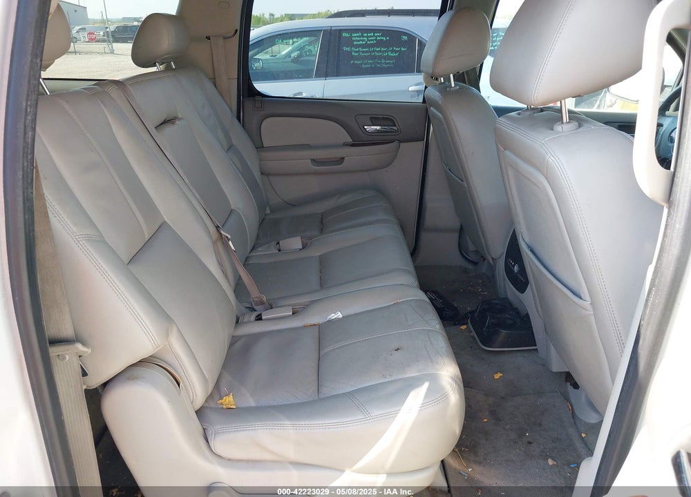2010 GMC YUKON XL 1500 VIN: 1GKUKKE3XAR284085
