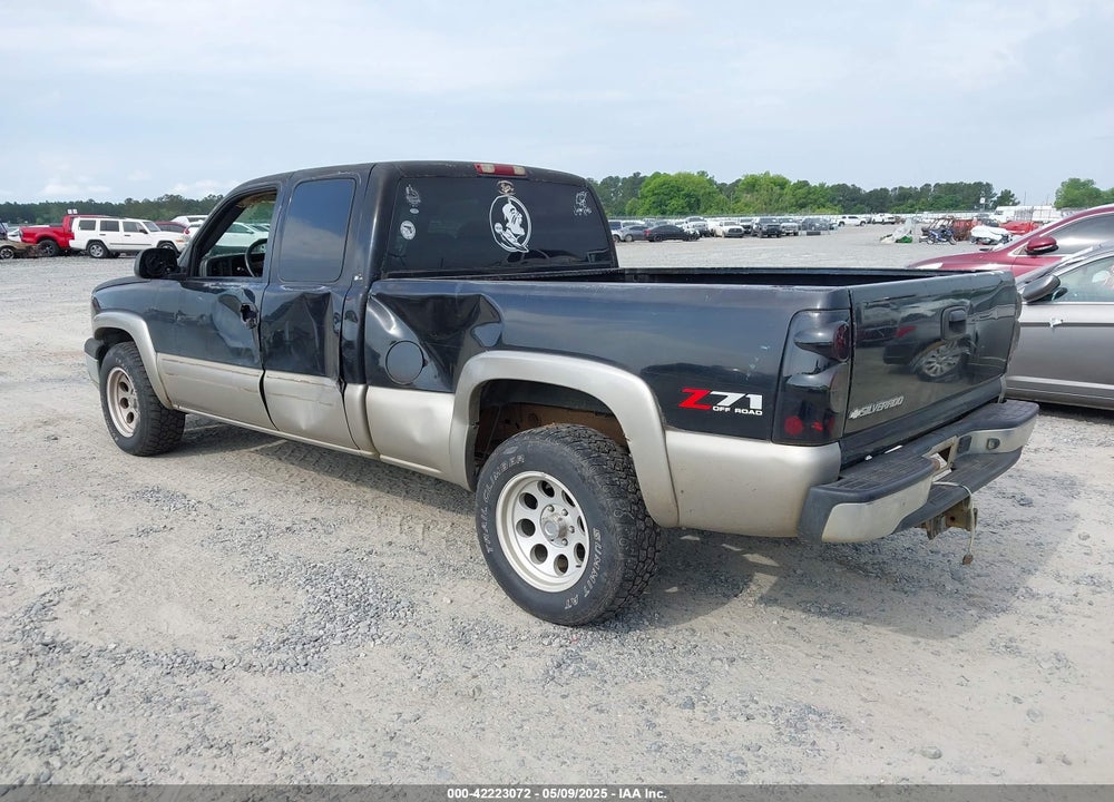 2003 CHEVROLET SILVERADO 1500 LS VIN: 2GCEK19T431121528