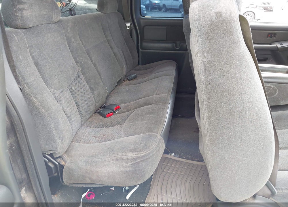 2003 CHEVROLET SILVERADO 1500 LS VIN: 2GCEK19T431121528