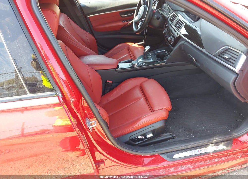 2016 BMW 3 SERIES VIN: WBA8B7G57GNU36930