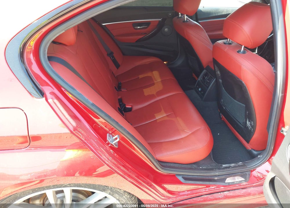 2016 BMW 3 SERIES VIN: WBA8B7G57GNU36930