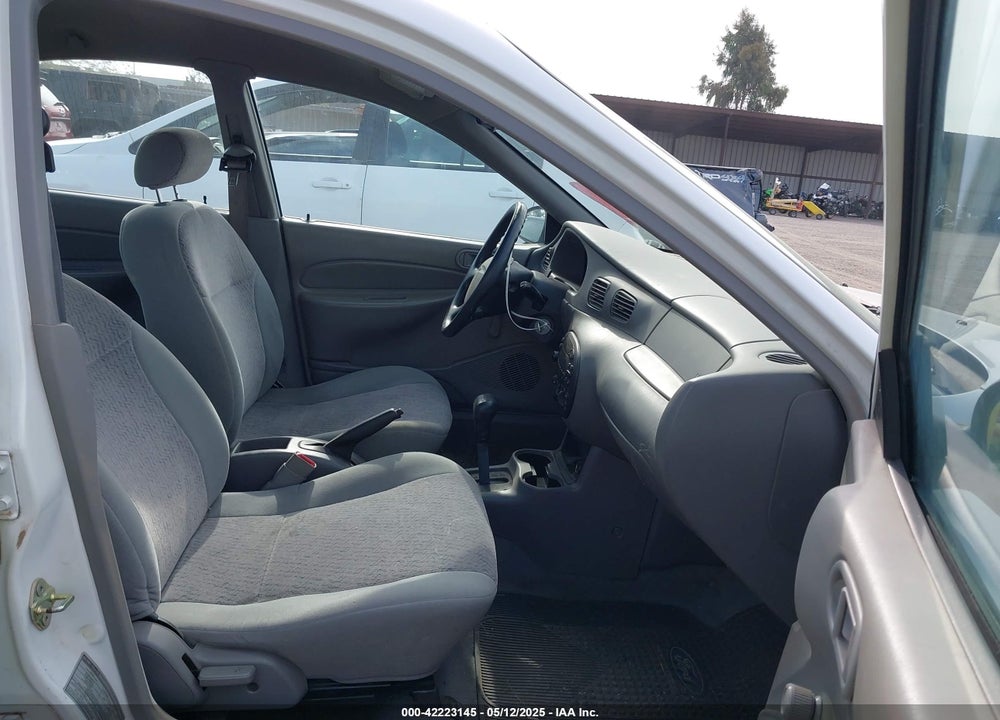 1999 FORD ESCORT LX VIN: 1FAFP10P2XW158765