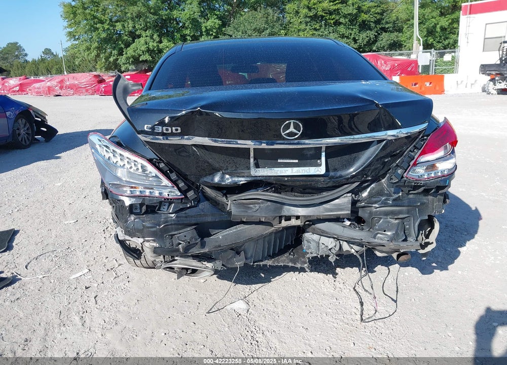 2018 MERCEDES-BENZ C 300 VIN: WDDWF4JB2JR348319