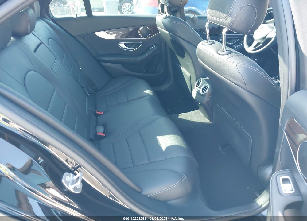 2018 MERCEDES-BENZ C 300 VIN: WDDWF4JB2JR348319