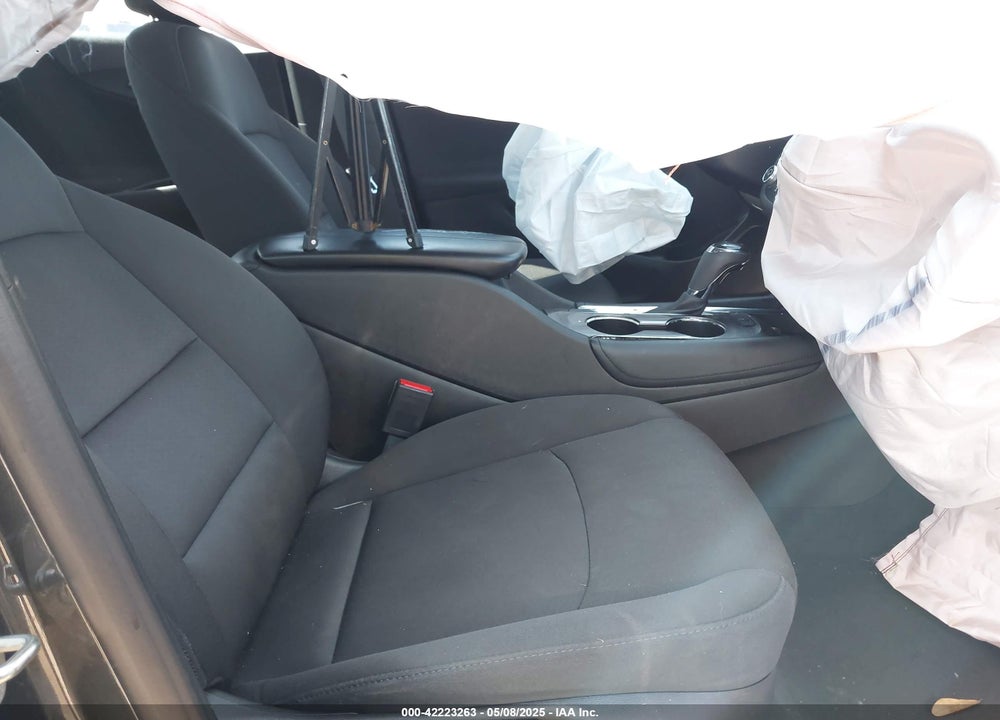 2018 CHEVROLET MALIBU LT VIN: 1G1ZD5ST5JF189283