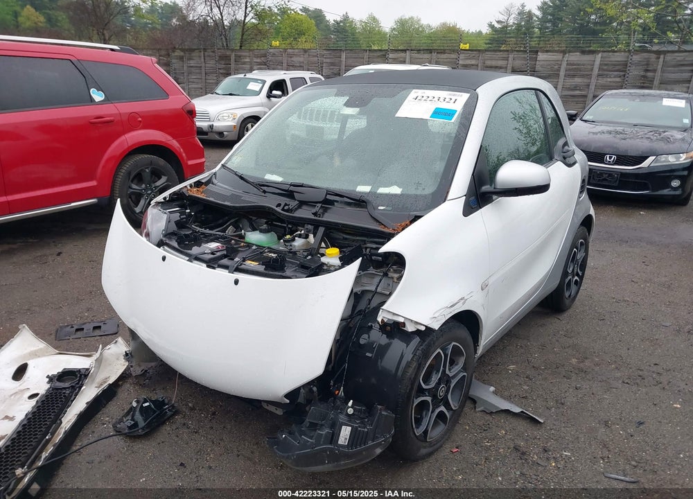 2019 SMART EQ FORTWO VIN: WMEFJ9BA1KK375602