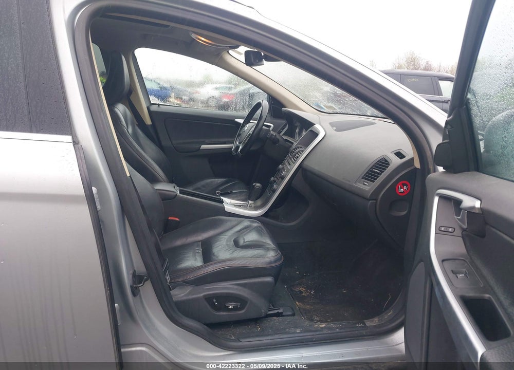 2012 VOLVO XC60 VIN: YV4902DZ7C2241796