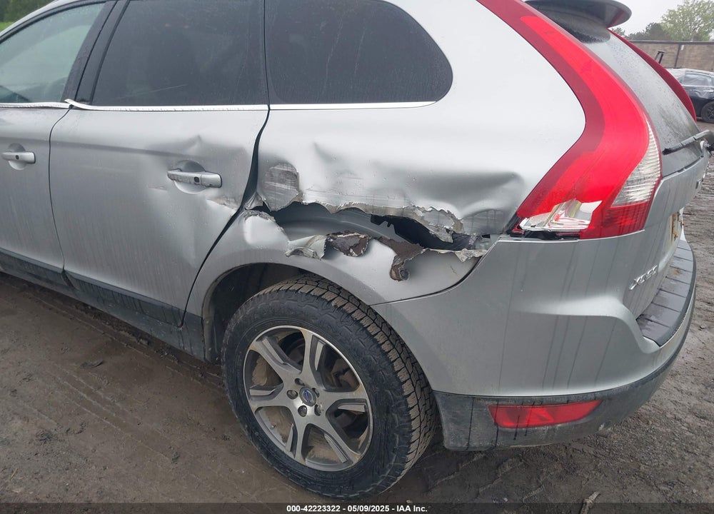 2012 VOLVO XC60 VIN: YV4902DZ7C2241796
