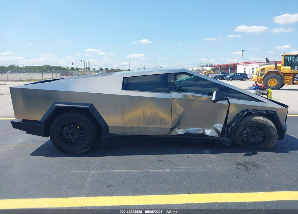 2024 TESLA CYBERTRUCK CYBERBEAST VIN: 7G2CEHEE8RA034519
