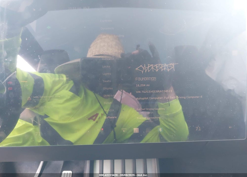 2024 TESLA CYBERTRUCK CYBERBEAST VIN: 7G2CEHEE8RA034519