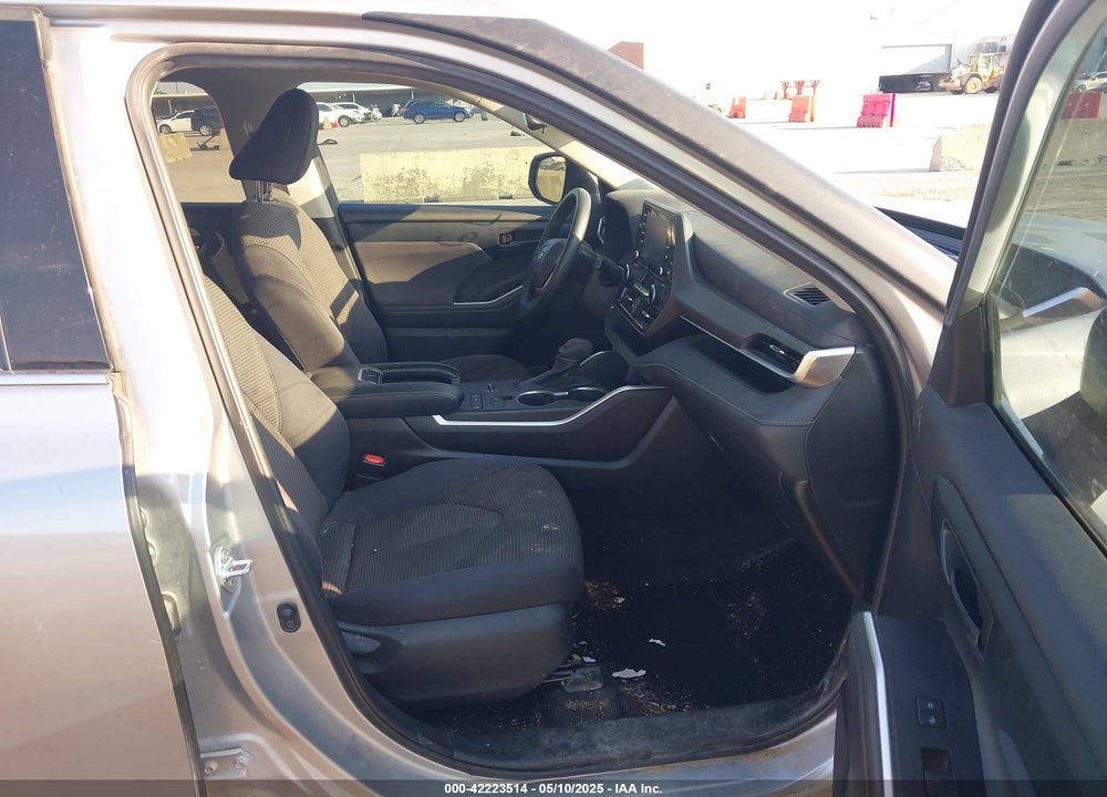 2022 TOYOTA HIGHLANDER VIN: 5TDCZRAH0NS126410