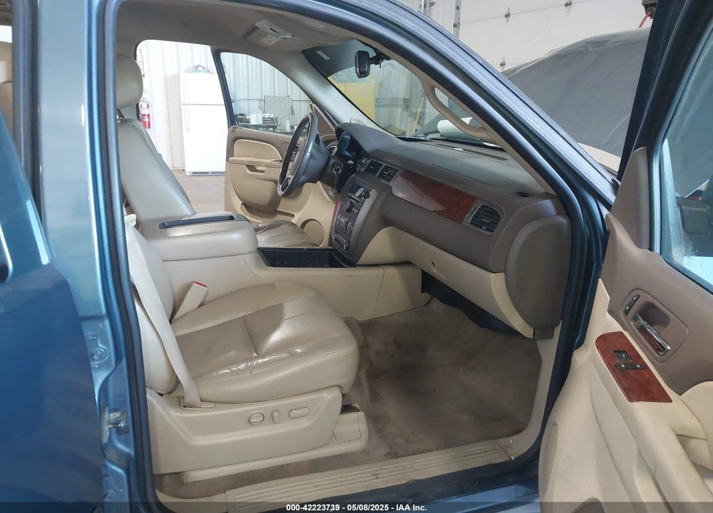2010 GMC YUKON XL 1500 SLT VIN: 1GKUKKE36AR259118