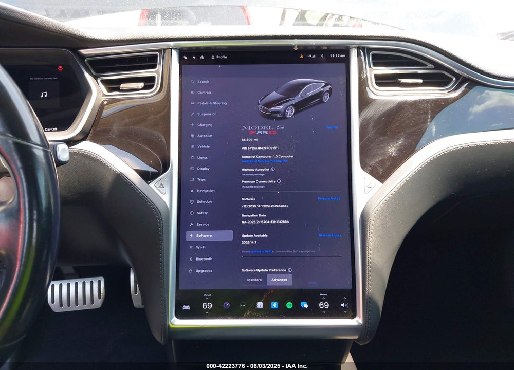 2015 TESLA MODEL S VIN: 5YJSA1H42FF091611