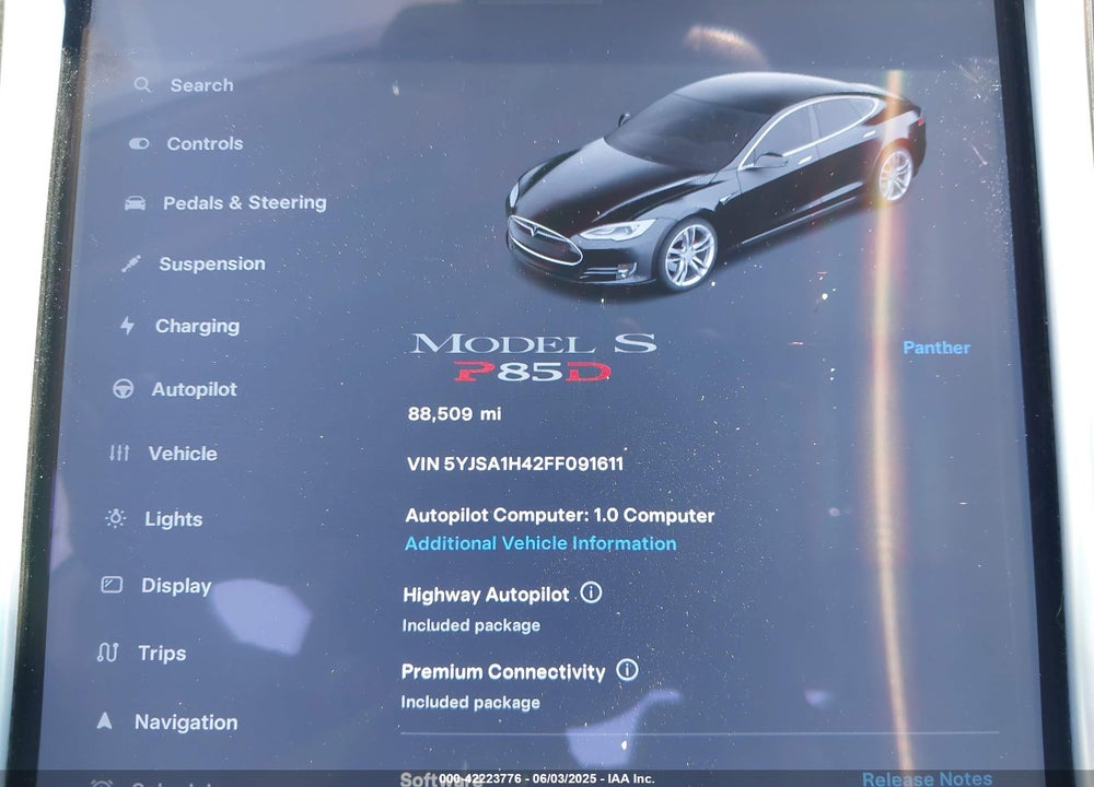 2015 TESLA MODEL S VIN: 5YJSA1H42FF091611