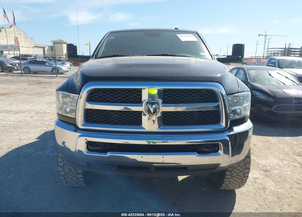 2018 RAM 2500 VIN: 3C6UR5CL3JG217007