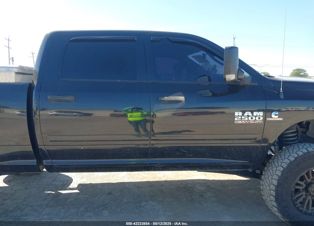 2018 RAM 2500 VIN: 3C6UR5CL3JG217007