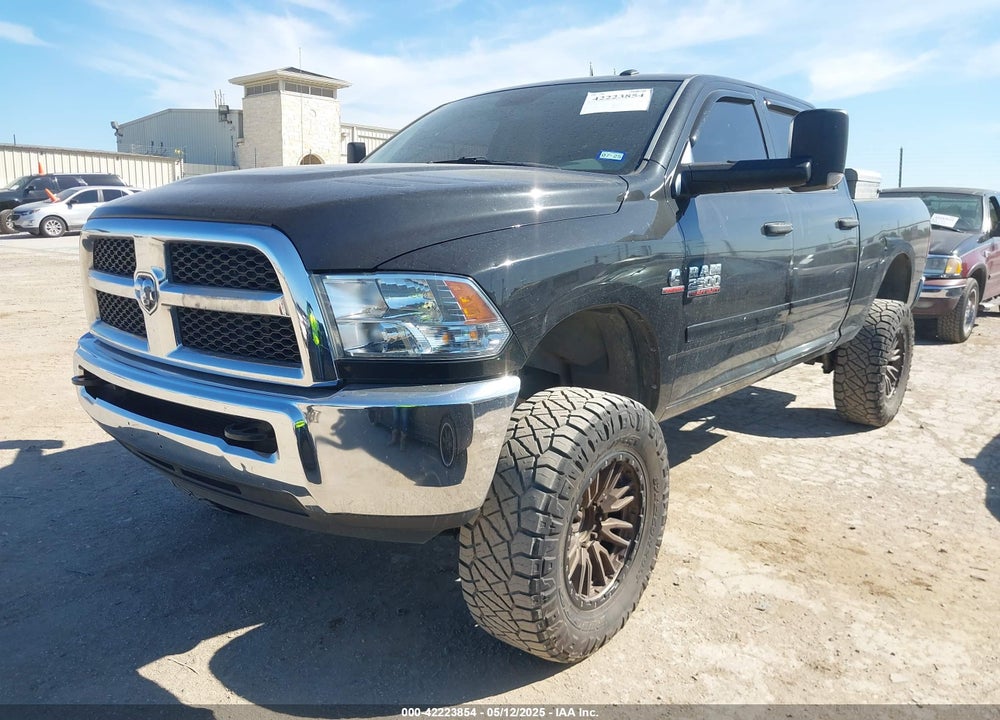 2018 RAM 2500 VIN: 3C6UR5CL3JG217007